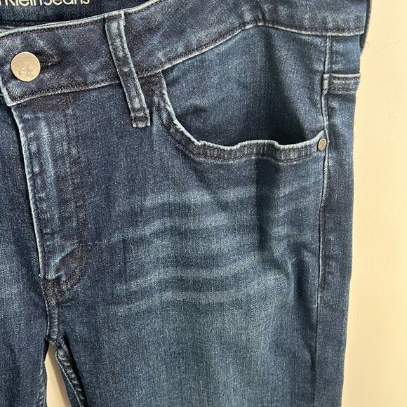 Calvin Klein Women's Slim boyfriend Medium Wash Jeans Size 8 - Picture 4 of 12